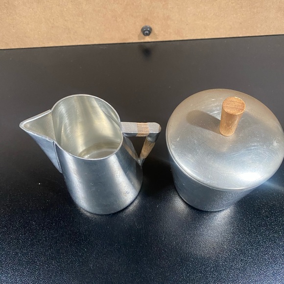 Mid Century Modern Royal Holland KDM Daalderop Pewter & Teak Sugar and Creamer - Picture 10 of 11